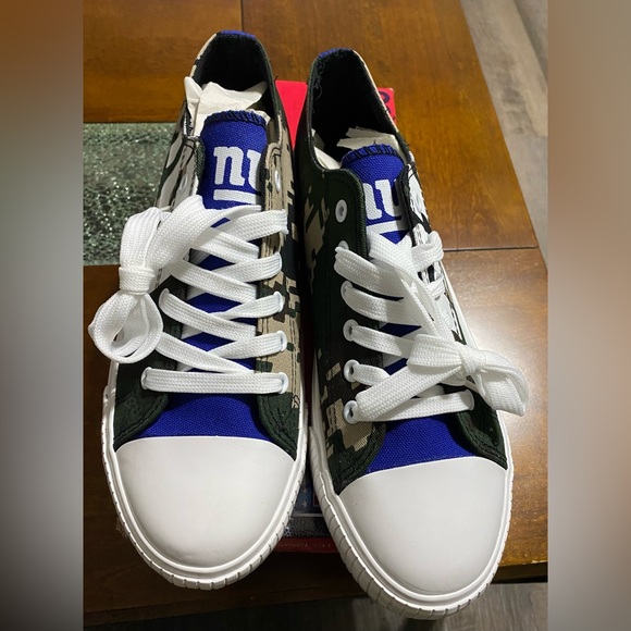 Men's FOCO New York Giants Low Top Digi camo shoes - Picture 2 of 7